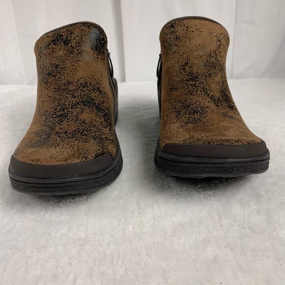 BZees Women's  Domino Ankle Boots Size 6.5 - Picture 3 of 9